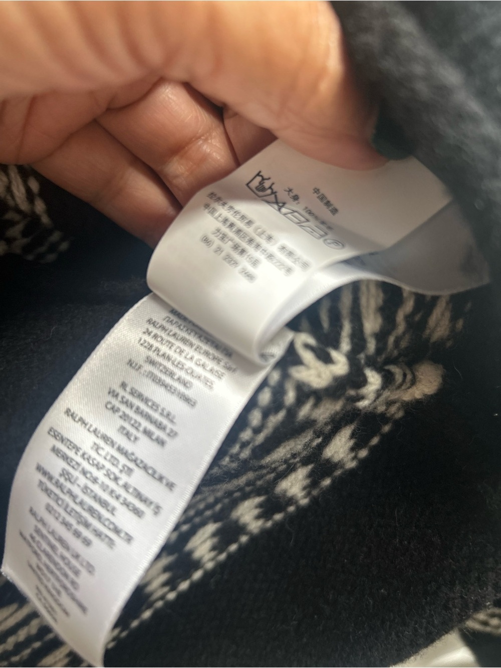 Ralph Lauren Black & White Patterned Turtleneck Sweater - Picture 15 of 15
